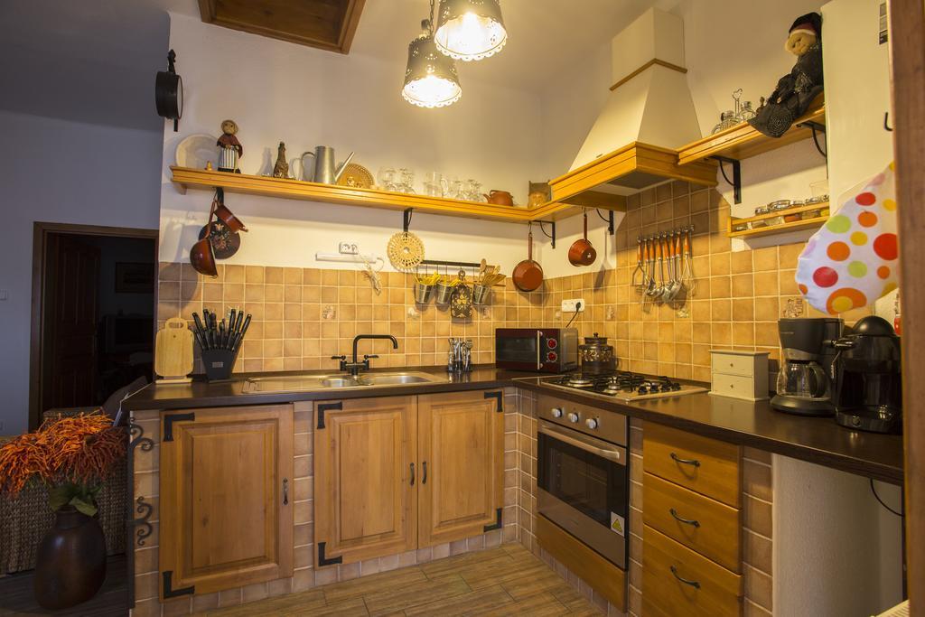 Doere Vendeghaz Apartment Bakonyszentlaszlo Exterior photo